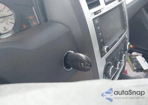 2010 Chrysler 300 Touring/Signature Series from USA, damaged, VIN 2C3CK5CV2AH109007